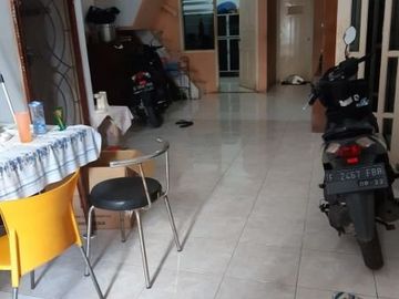 RUMAH SIAP HUNI LINGKUNGAN KOMPLEK ASRI TENANG BEBAS BANJIR JATISARI