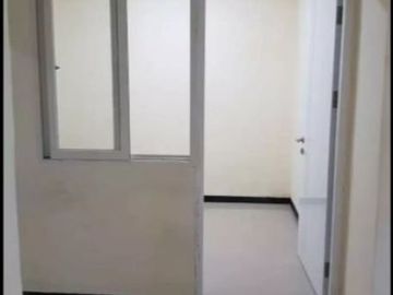 Disewa Rumah Mulyosari Tengah, Siap Huni, Dekat Pakuwon City Surabaya Timur