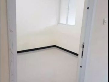 Disewa Rumah Mulyosari Tengah, Siap Huni, Dekat Pakuwon City Surabaya Timur