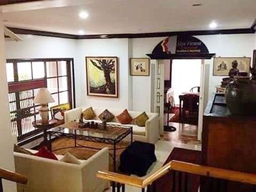 SEMI-FURNISHED 4BR TOWNHOUSE FOR SALE IN SAN MIGUEL VILLAGE