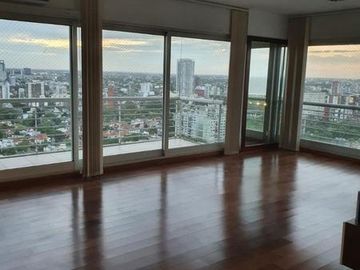 VENTA - 3 ambientes con cochera - Excelente vista, Piso alto