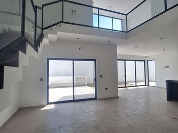 Casa  venta  Residencial Los Nogales