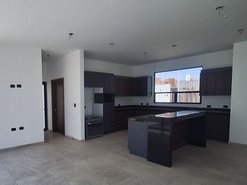 Casa  venta  Residencial Los Nogales