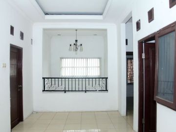 Rumah bekas murah TAMAN FRAMBOSA VIDA BEKASI