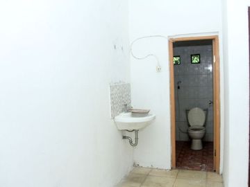 Rumah bekas murah TAMAN FRAMBOSA VIDA BEKASI
