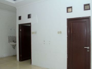 Rumah bekas murah TAMAN FRAMBOSA VIDA BEKASI