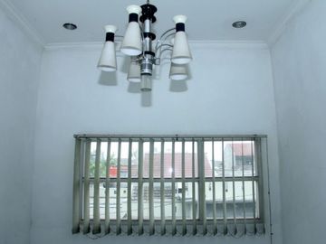 Rumah bekas murah TAMAN FRAMBOSA VIDA BEKASI