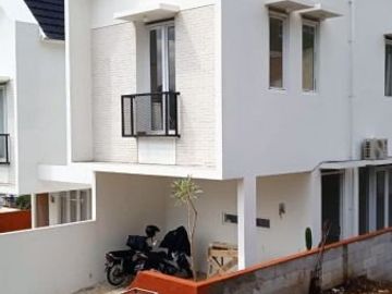 Jarang Ada Rumah Sejuk 2LT dkt pusat Kota Bandung Cikutra mulai 968Jt