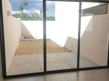 CASAS EN VENTA EN MERIDA EN PRIVADA CON AMENIDADES EN CARRET A CONKAL