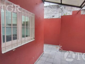 Venta PH en LANÚS