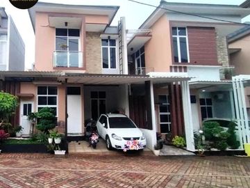 Townhouse muslim mewah akses tol & LRT Jakarta Timur
