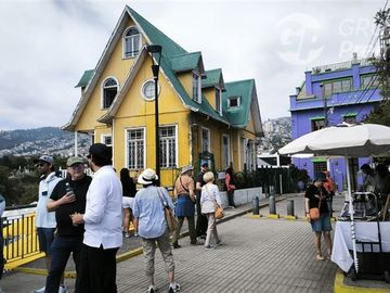 Hotel en venta en Valparaíso 4 patentes
