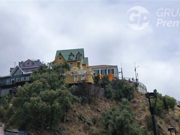 Hotel en venta en Valparaíso 4 patentes
