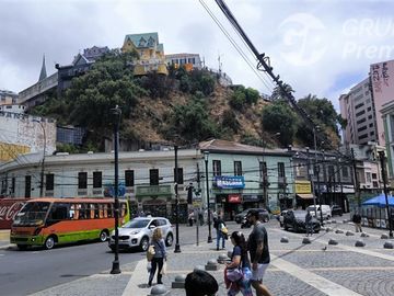 Hotel en venta en Valparaíso 4 patentes