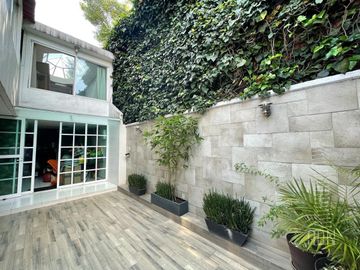 Casa en Lomas del Sol