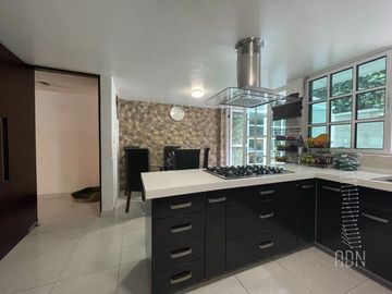 Casa en Lomas del Sol