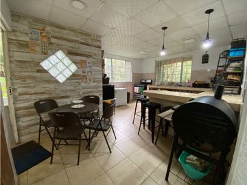 Venta de terreno y casa en Altos de Cerro Azul