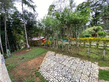 Venta de terreno y casa en Altos de Cerro Azul