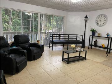 Venta de terreno y casa en Altos de Cerro Azul