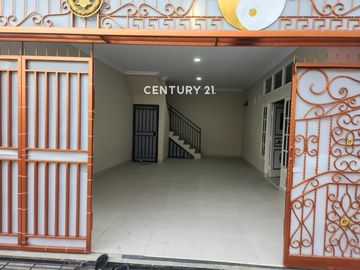 Best Deal Rumah Di Jatisampurna Bekasi  LT 140m LB 200m