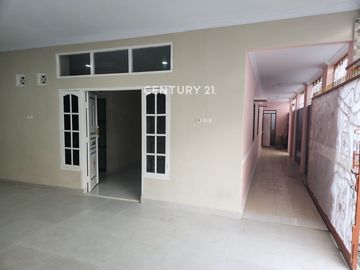 Best Deal Rumah Di Jatisampurna Bekasi  LT 140m LB 200m