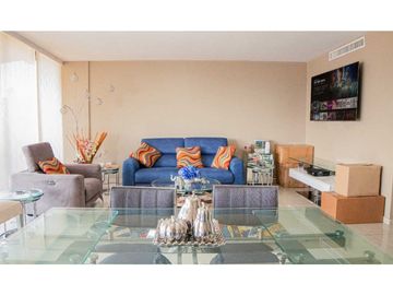 DEPARTAMENTO REMODELADO Y AMOBLADO EN VENTA HILTON COLON TORRE 1