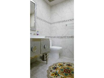 DEPARTAMENTO REMODELADO Y AMOBLADO EN VENTA HILTON COLON TORRE 1