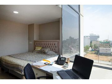 DEPARTAMENTO REMODELADO Y AMOBLADO EN VENTA HILTON COLON TORRE 1
