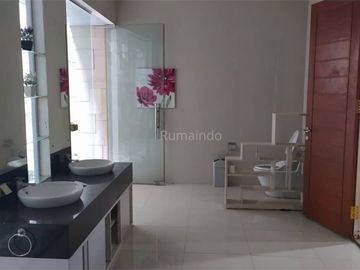 Disewa Rumah di Pejaten Barat Deket Ampera dan Kemang Timur Jakarta Selatan