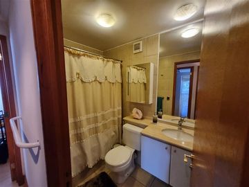 Departamento en venta de 3 dorm.a pasos de Portal la Dehesa