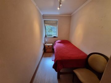 Departamento en venta de 3 dorm.a pasos de Portal la Dehesa