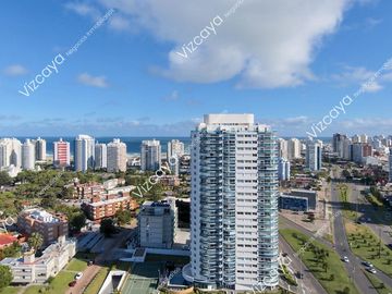 Duplex en Venta Playa mansa parada 5 Punta del Este 3 y servicio