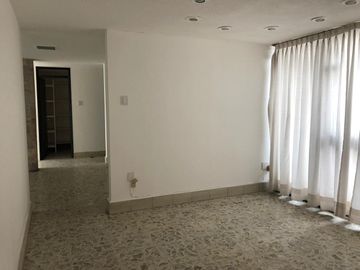 EN VENTA  chapultepec nte uso comercial o habitacional