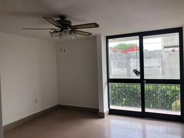 EN VENTA  chapultepec nte uso comercial o habitacional