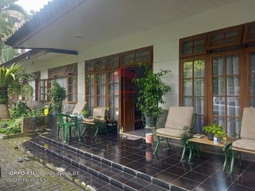 Rumah asri sejuk nyaman lokasi terbaik di Sariwangi, Cihanjuang, Bandung barat.