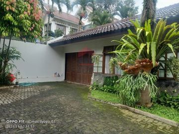 Rumah asri sejuk nyaman lokasi terbaik di Sariwangi, Cihanjuang, Bandung barat.