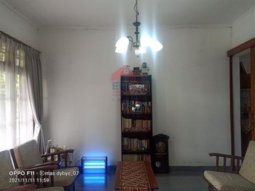 Rumah asri sejuk nyaman lokasi terbaik di Sariwangi, Cihanjuang, Bandung barat.