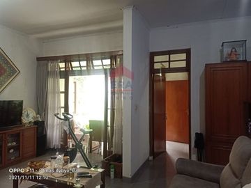 Rumah asri sejuk nyaman lokasi terbaik di Sariwangi, Cihanjuang, Bandung barat.