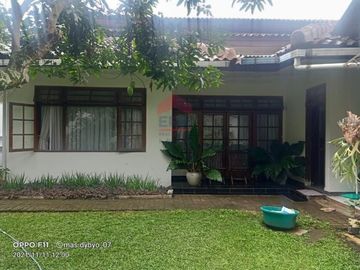 Rumah asri sejuk nyaman lokasi terbaik di Sariwangi, Cihanjuang, Bandung barat.