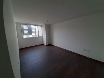 HERMOSO DEPARTAMENTO EN VENTA  (SECTOR PONCEANO)