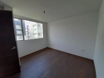 HERMOSO DEPARTAMENTO EN VENTA  (SECTOR PONCEANO)