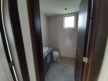 HERMOSO DEPARTAMENTO EN VENTA  (SECTOR PONCEANO)