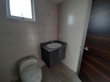 HERMOSO DEPARTAMENTO EN VENTA  (SECTOR PONCEANO)