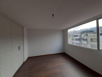 HERMOSO DEPARTAMENTO EN VENTA  (SECTOR PONCEANO)