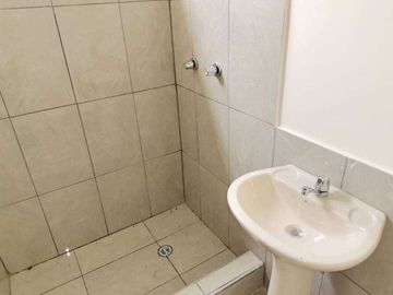 Casa esquinera de venta en la Urbanización Durán City, 3 dormitorios.