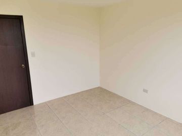 Casa esquinera de venta en la Urbanización Durán City, 3 dormitorios.