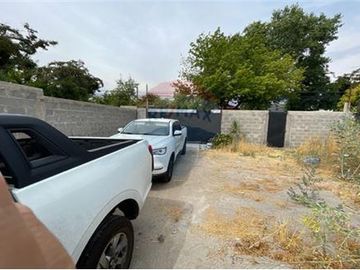 Gran terreno en La Reina 700 mts con piscina