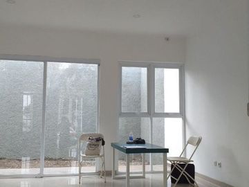 Rumah cantik mewah nuansa villa sejuk asri di Ngamprah dkt TOL