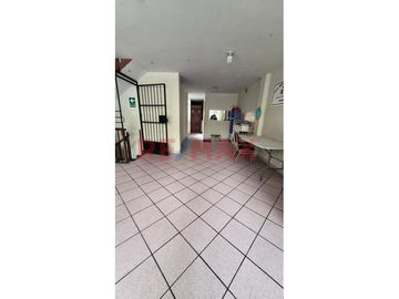 Ocasión De Venta De Cas En - Ate