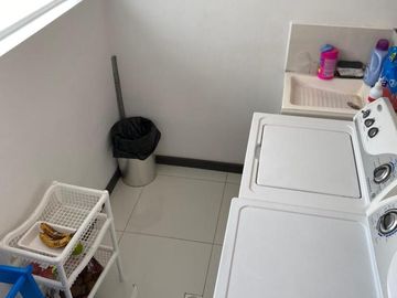 VENTA DE DEPARTAMENTO DUPLEX 128 M2. -  CUMBAYA CERCA DE AQUICHICO